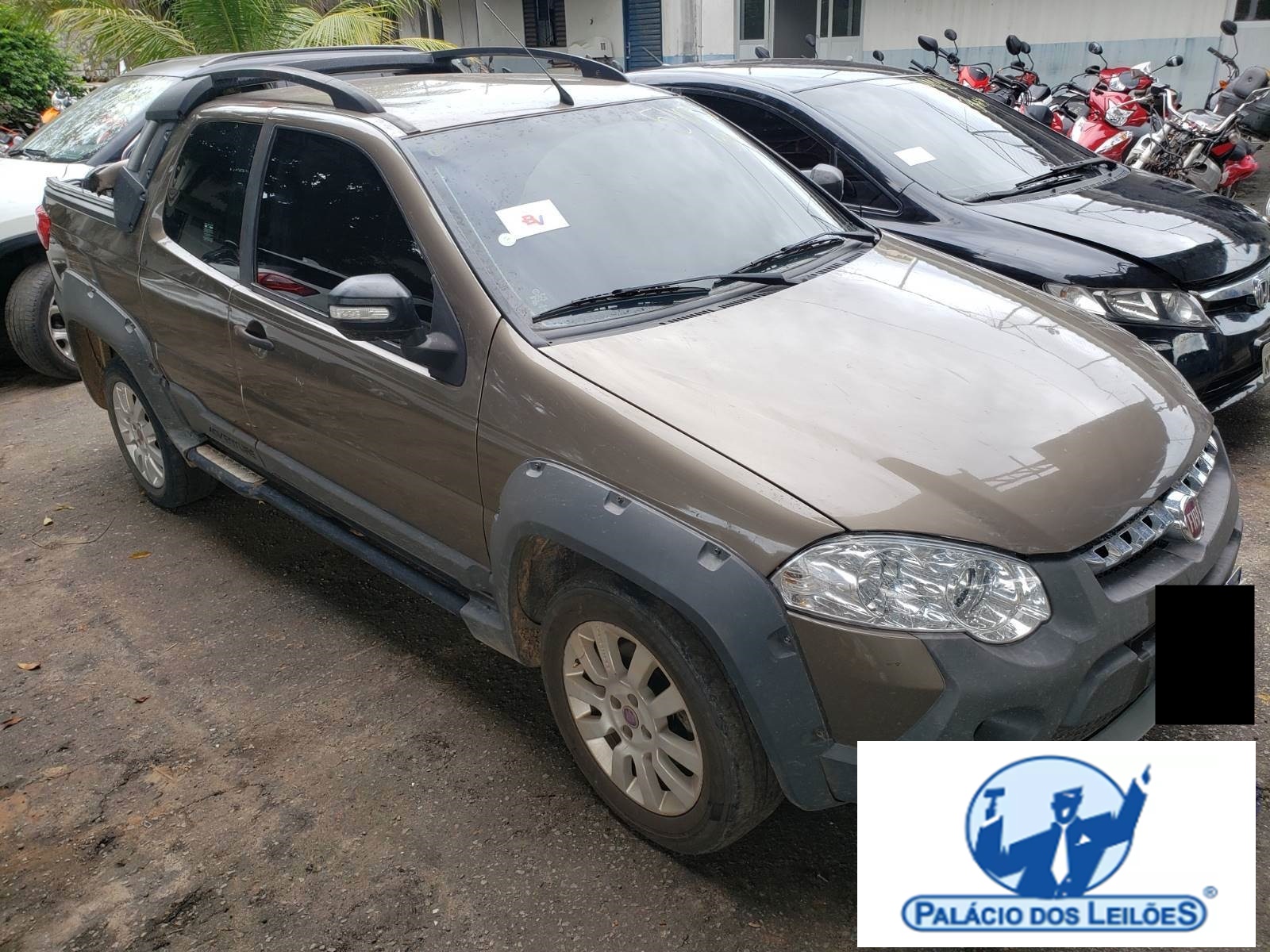 FIAT STRADA CD ADVENTURE 1.8 16V E.TORQ 2014